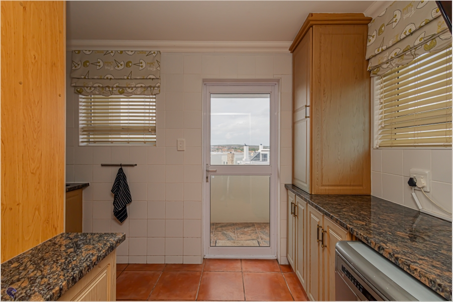 5 Bedroom Property for Sale in Waterfront Western Cape